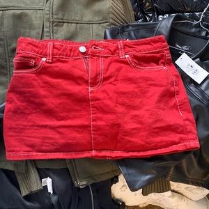 RED GARAGE SKIRT